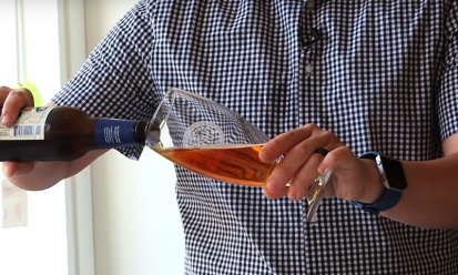 Bier op de juiste manier inschenken